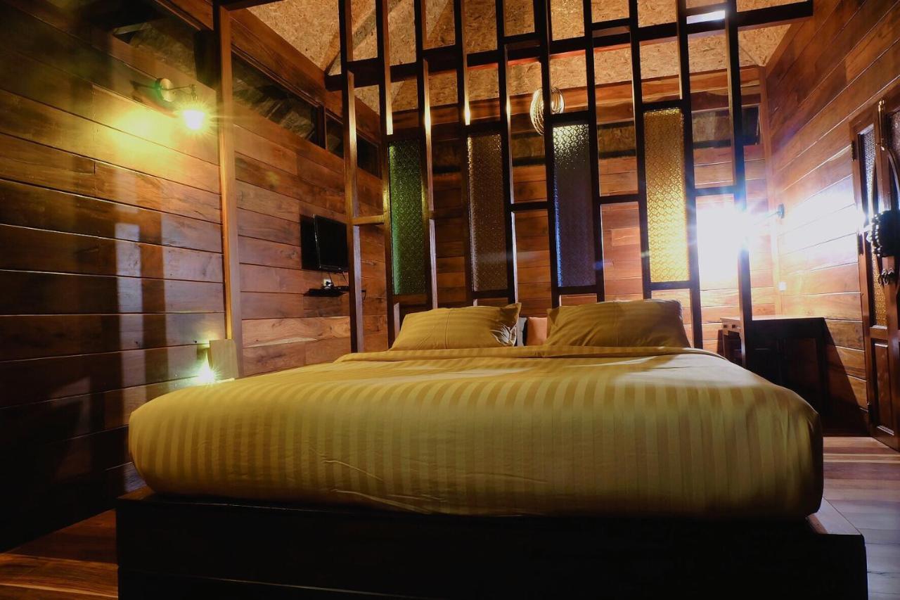 The For Rest Resort Sai Yok Esterno foto